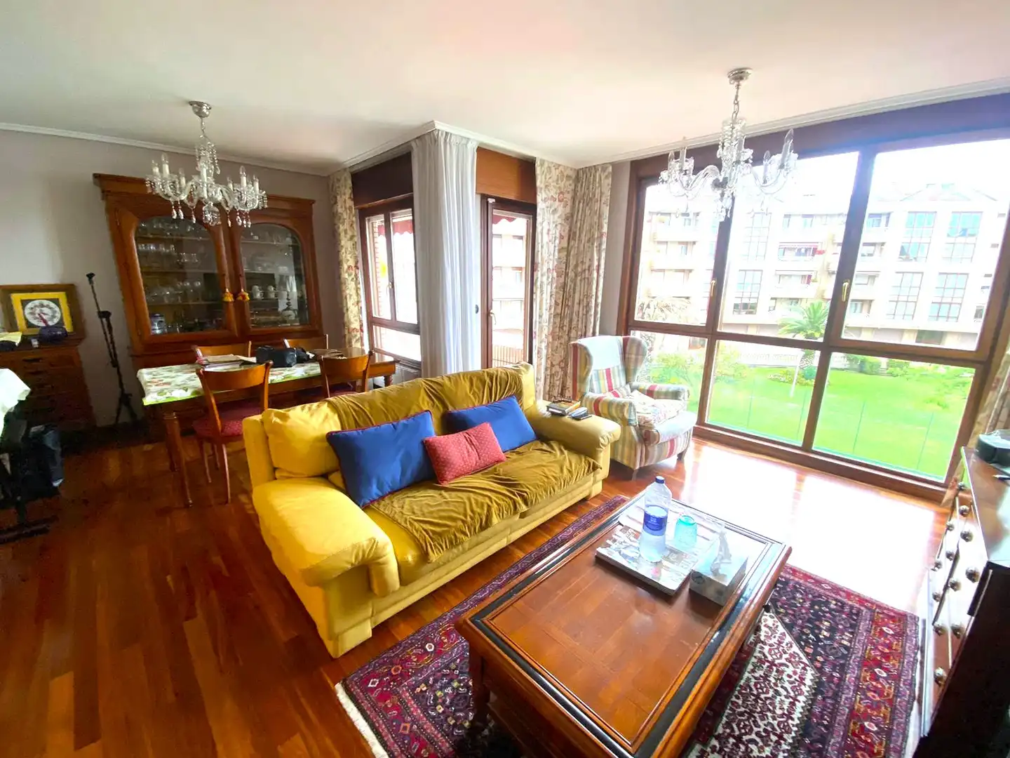 Living room of Flat for sale in Castro-Urdiales  with Heating, Private garden and Parquet flooring