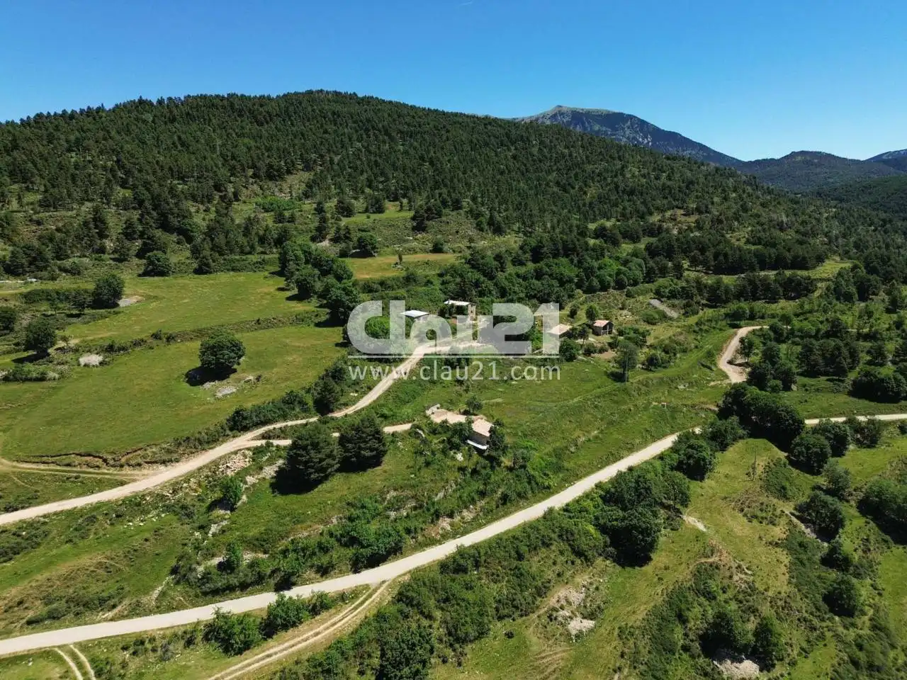 Country homes for sale in Calle Refugi Cal Foguet, Guixers