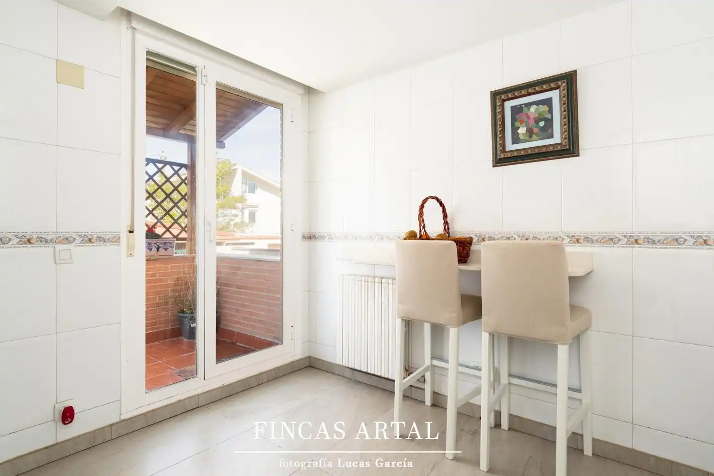 Kitchen of Houses for sale in Zaragoza  with Air Conditioner, Heating and Private garden
