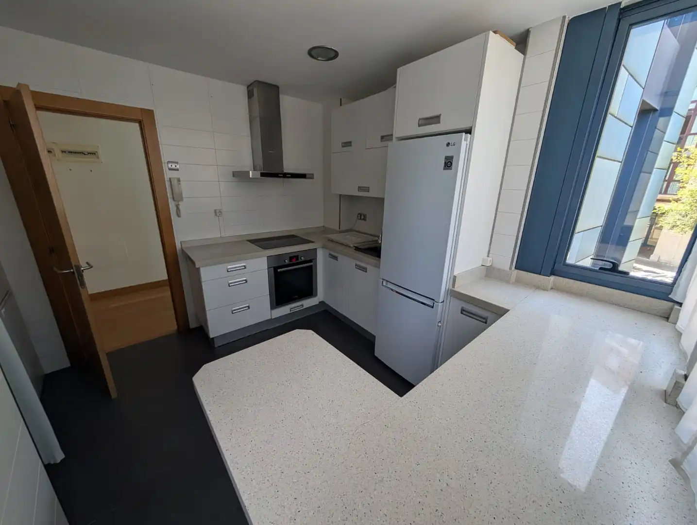 Cocina de Piso en venta en Santander con Calefacción, Terraza y Trastero