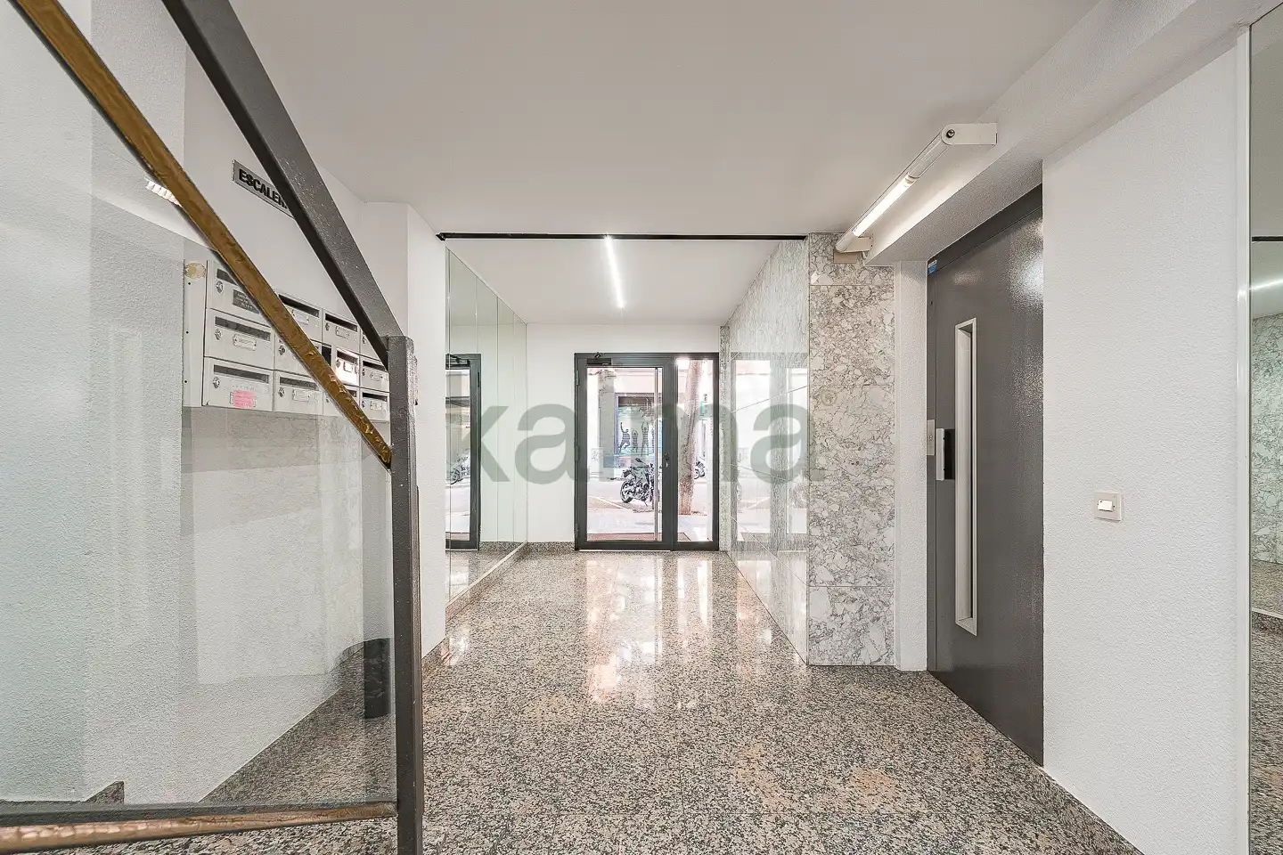 Piso en venta en Carrer de Sardenya, El Camp d'en Grassot i Gràcia Nova