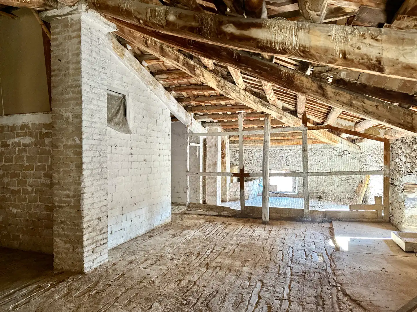 Edificio en venta en Montesquiu