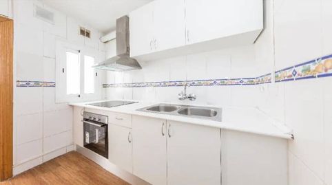 Foto 3 de Piso en venta en Calle Teide, Les Planes, L'Hospitalet de Llobregat