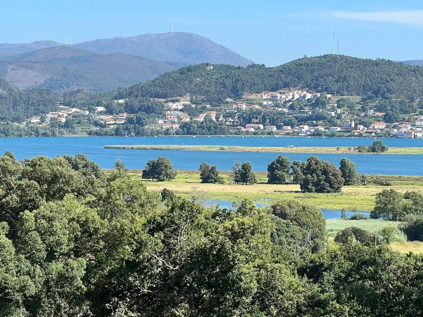 Casa o chalet en venta en O Rosal   con Calefacción, Jardín privado y Terraza