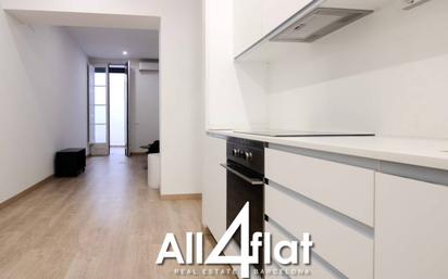 Exterior view of Flat to rent in  Barcelona Capital  with Air Conditioner, Parquet flooring and Furnished