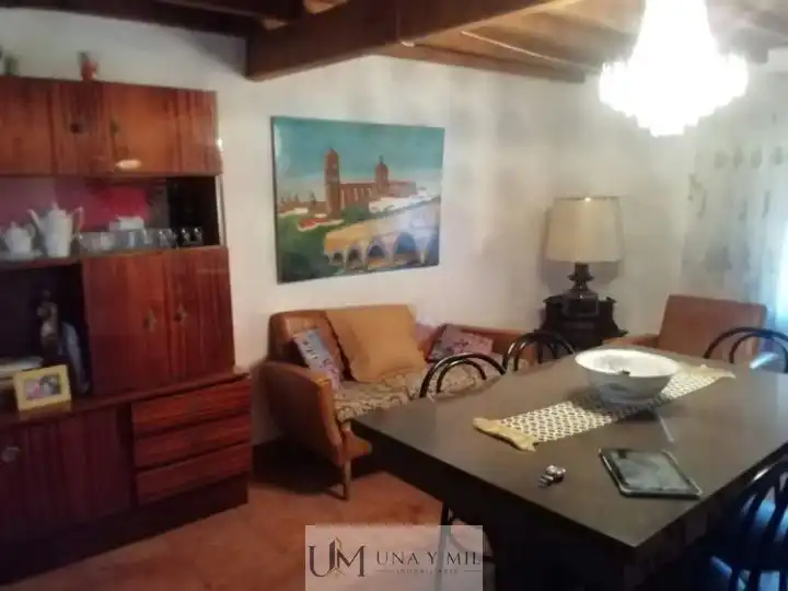 Sala d'estar de Casa o xalet en venda en Pedrosillo de los Aires amb Traster i Moblat