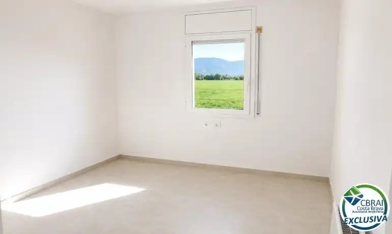 Dormitori de Casa o xalet en venda en Empuriabrava amb Calefacció