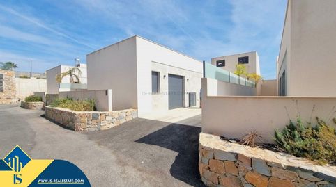 Villa con piscina privada, en la provincia de Alicante, en Rojales, en la localidad de Ciudad Quesada. 4 habitaciones | 120 m² | A, imatge 3