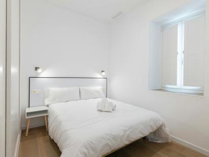Bedroom of Flat to share in  Valencia Capital  with Air Conditioner, Heating and Furnished