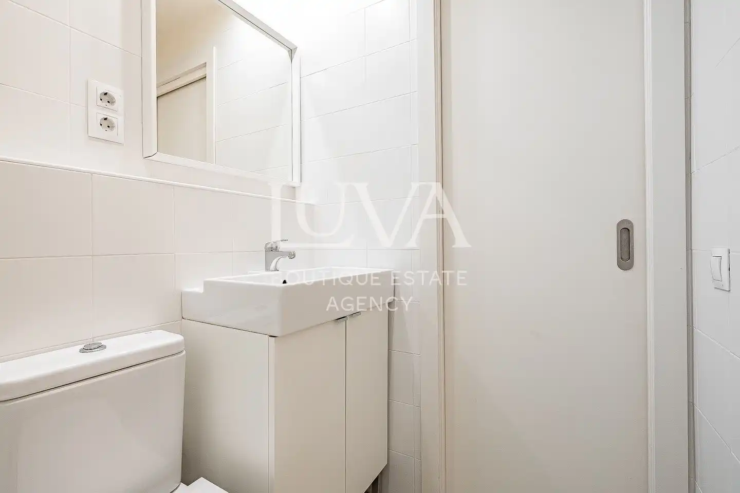 Bany de Apartament en venda en Barcelona amb Aire condicionat i Calefacció