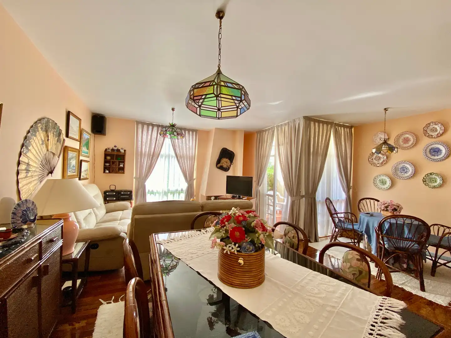 Wohnzimmer von Einfamilien-Reihenhaus zum Verkauf in O Grove   mit Privatgarten, Terrasse und Abstellraum