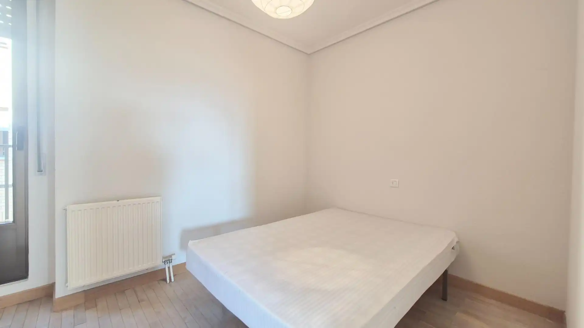Habitación de Piso en venta en Salamanca con Calefacción