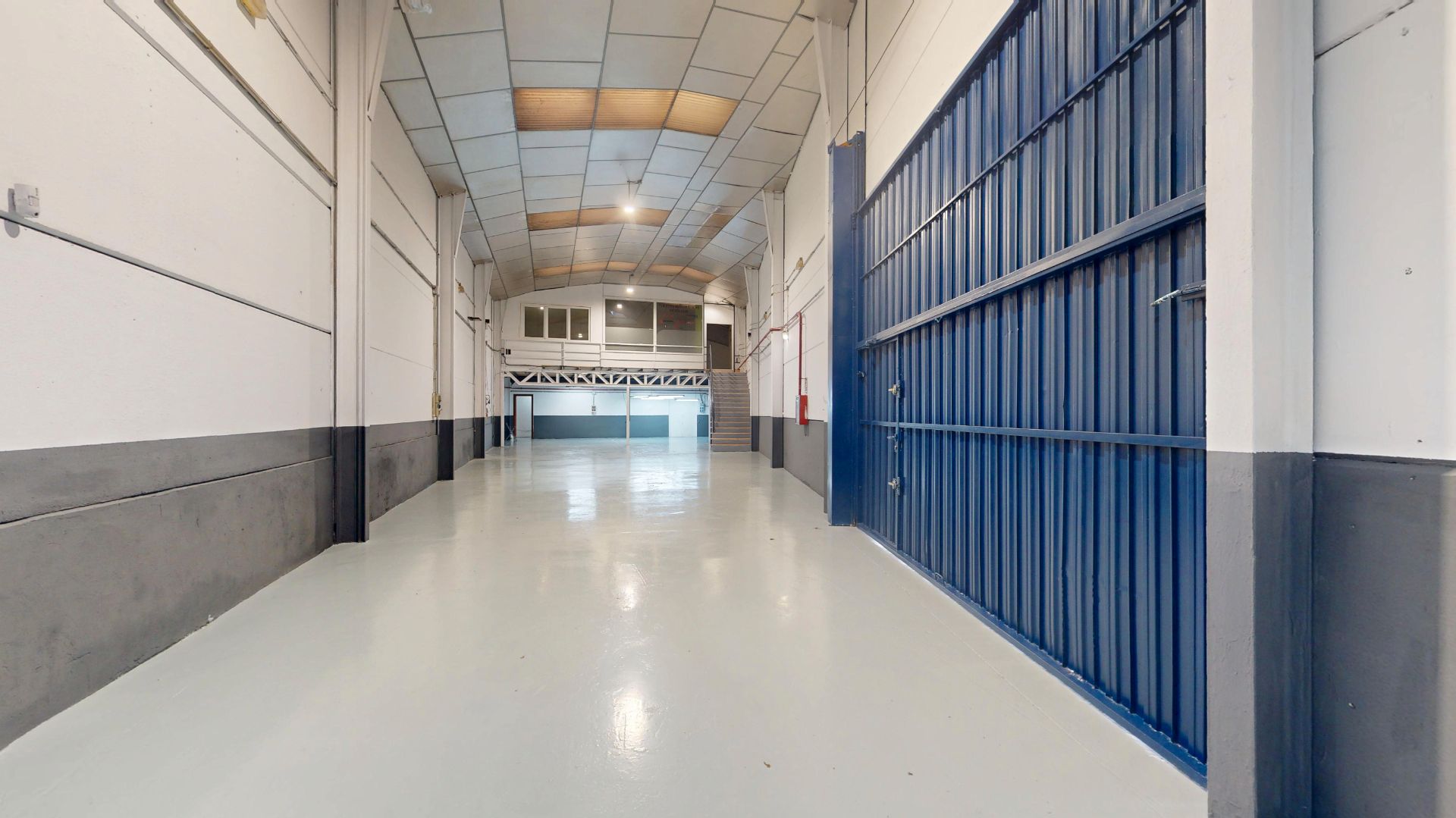 Industrial buildings to rent in Leganés  with Alarm
