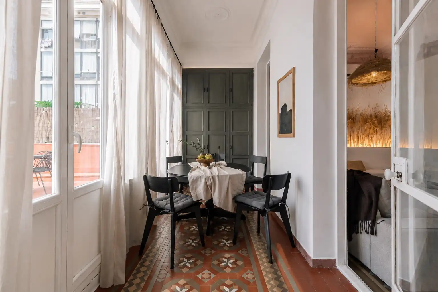 Comedor de Apartamento de alquiler en Barcelona con Terraza, Amueblado y Horno