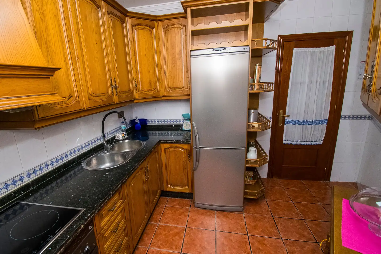 Cuina de Pis en venda en Loja amb Aire condicionat, Terrassa i Traster