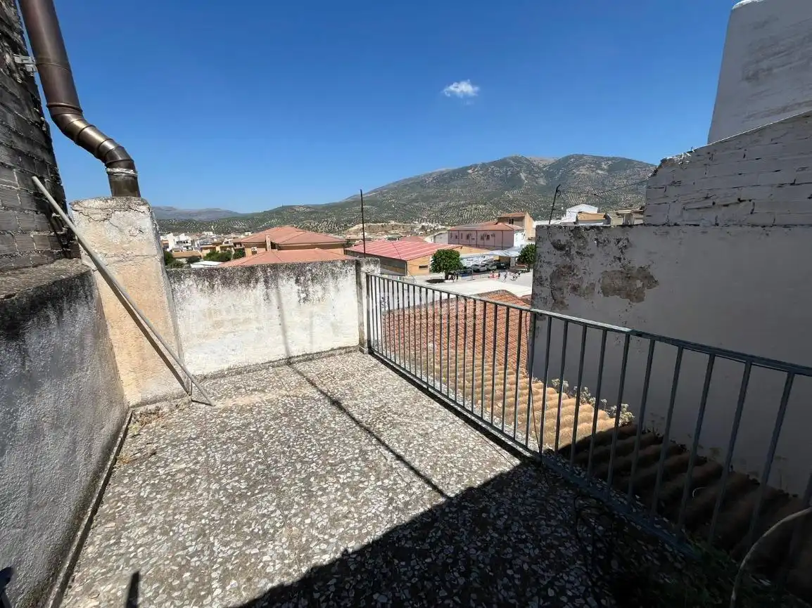 Vista exterior de Casa adosada en venda en Los Villares amb Terrassa