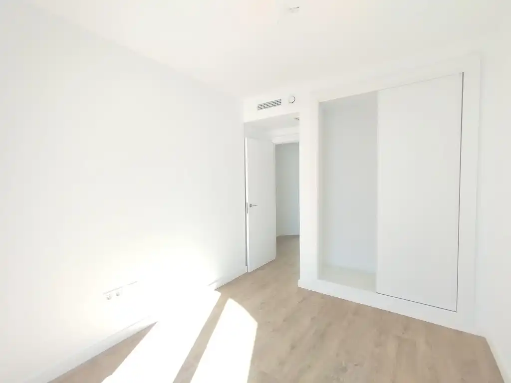 Habitación de Casa adosada en venta en Torrox con Terraza, Piscina y Piscina comunitaria