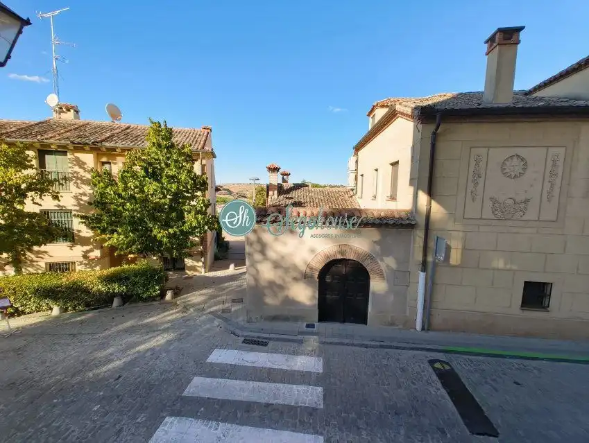 Vista exterior de Piso en venta en Plaza Mayor - San Agustín