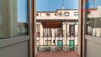 Exterior view of Flat to rent in  Madrid Capital  with Air Conditioner and Balcony