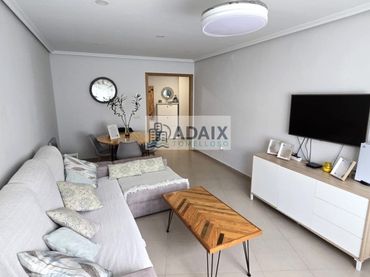 Appartamento con balcone in vendita a Tomelloso