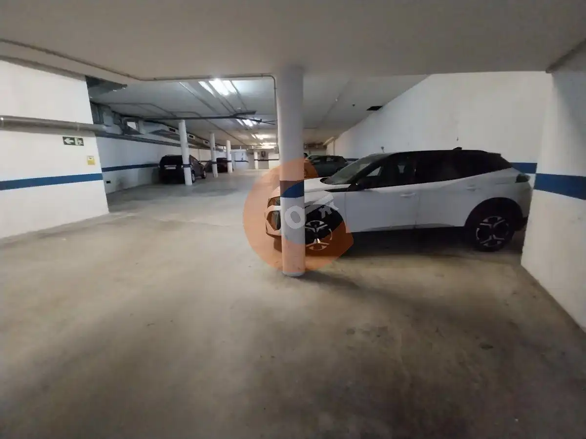 Parking of Flat for sale in El Vendrell  with Air Conditioner, Heating and Parquet flooring