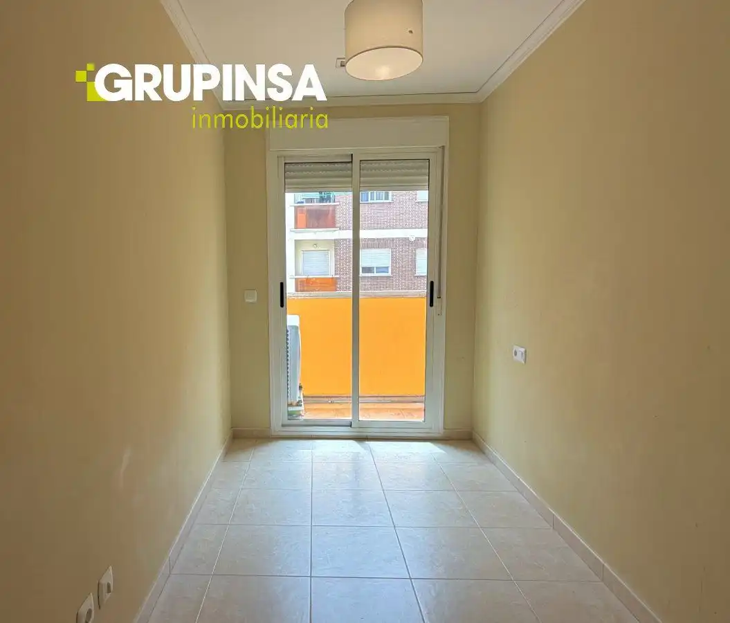 Flat for sale in Almazora / Almassora  with Air Conditioner and Balcony