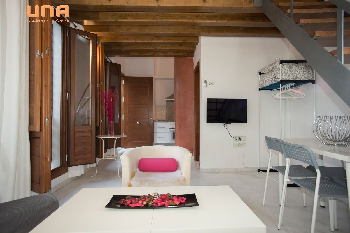 Loft to rent in Casco Histórico  - Ribera - San Basilio