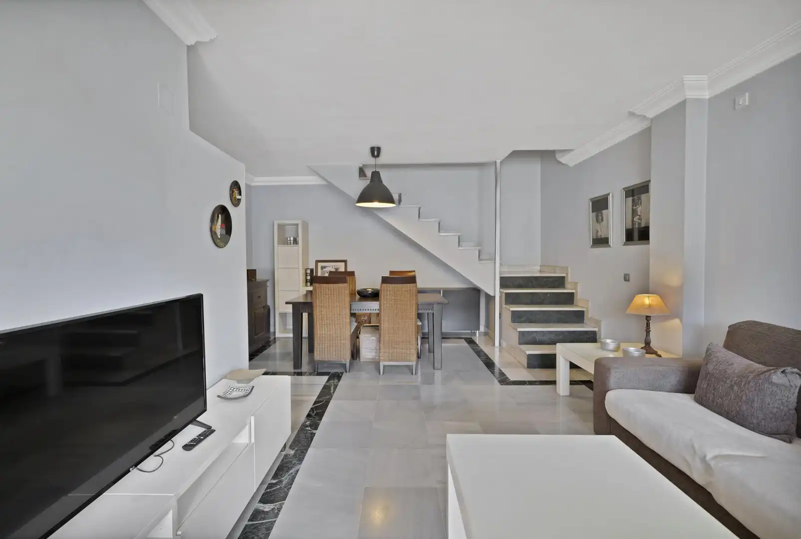 Living room of Attic for sale in Marbella  with Private garden and Community pool