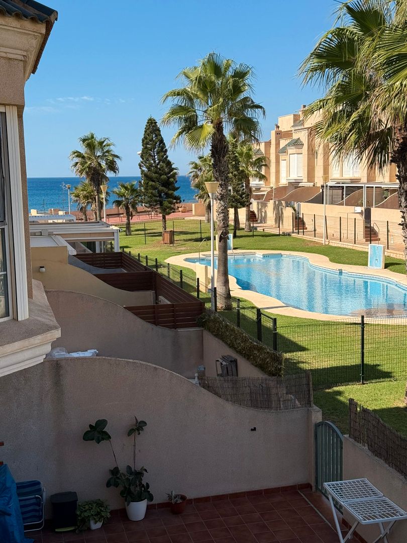 Piscina de Casa adosada en venda en  Almería Capital amb Terrassa, Balcó i Piscina comunitària