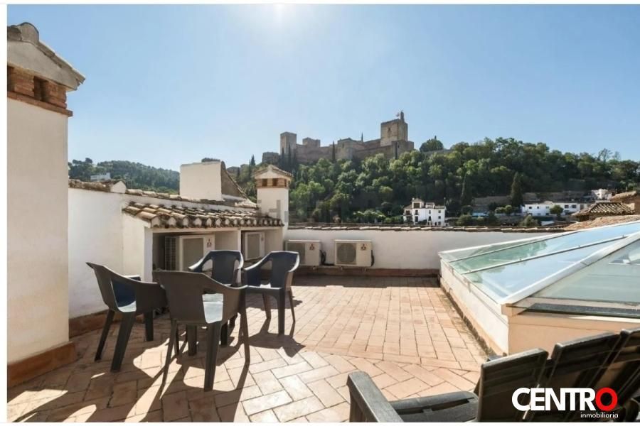 Terrassa de Edifici en venda en  Granada Capital