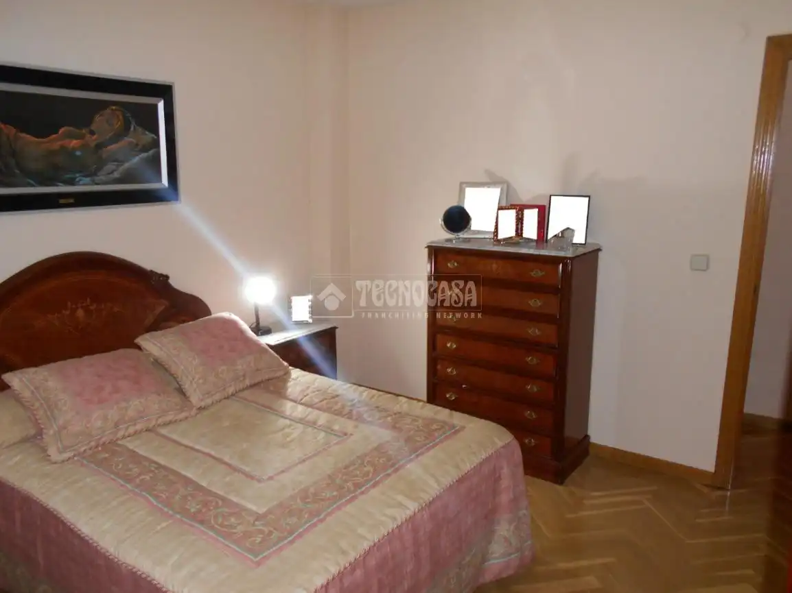 Dormitori de Pis en venda en Móstoles