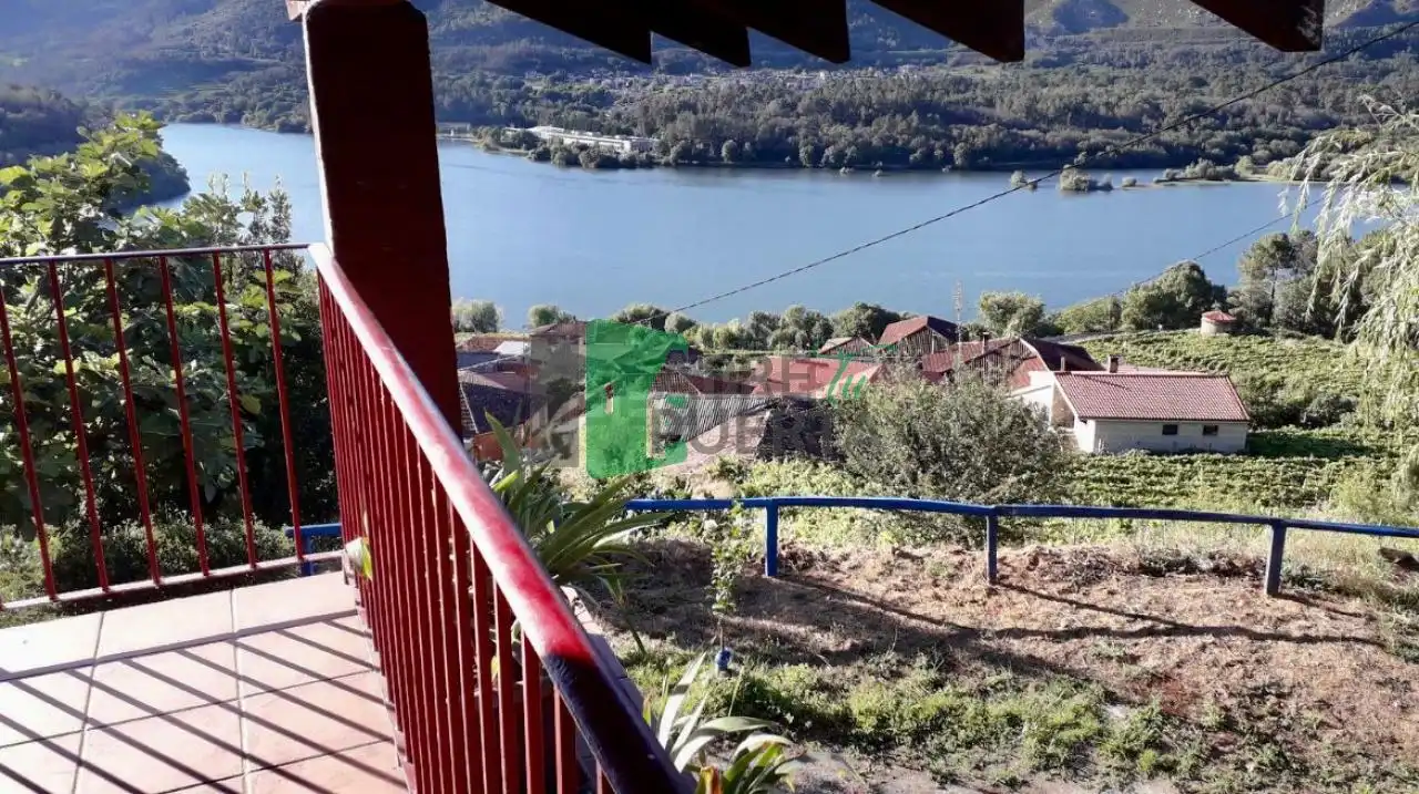 Casa con giardino in vendita a Castrelo de Miño, imagen 3