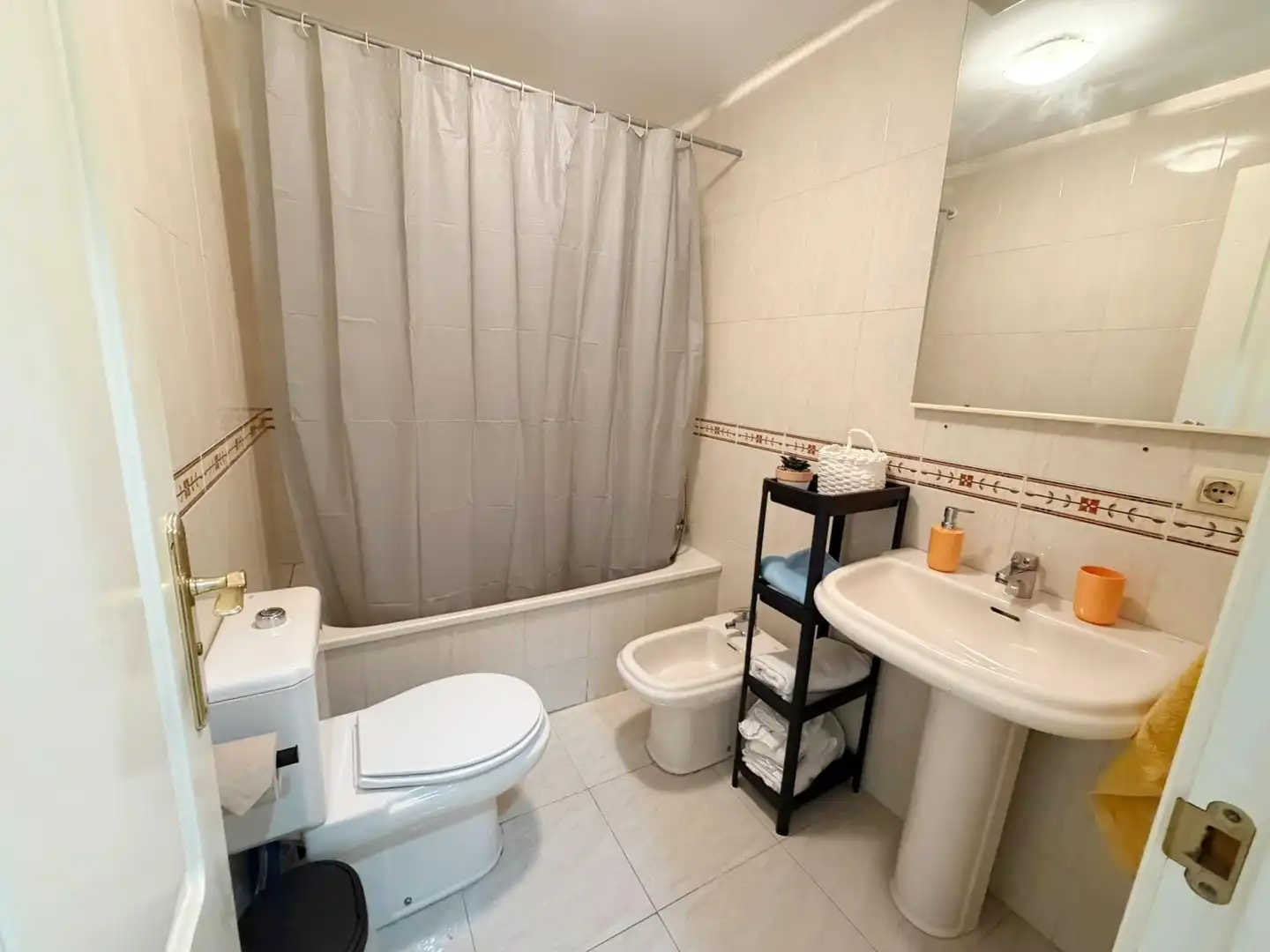 Bathroom of Ground floor for sale in Roquetas de Mar  with Furnished