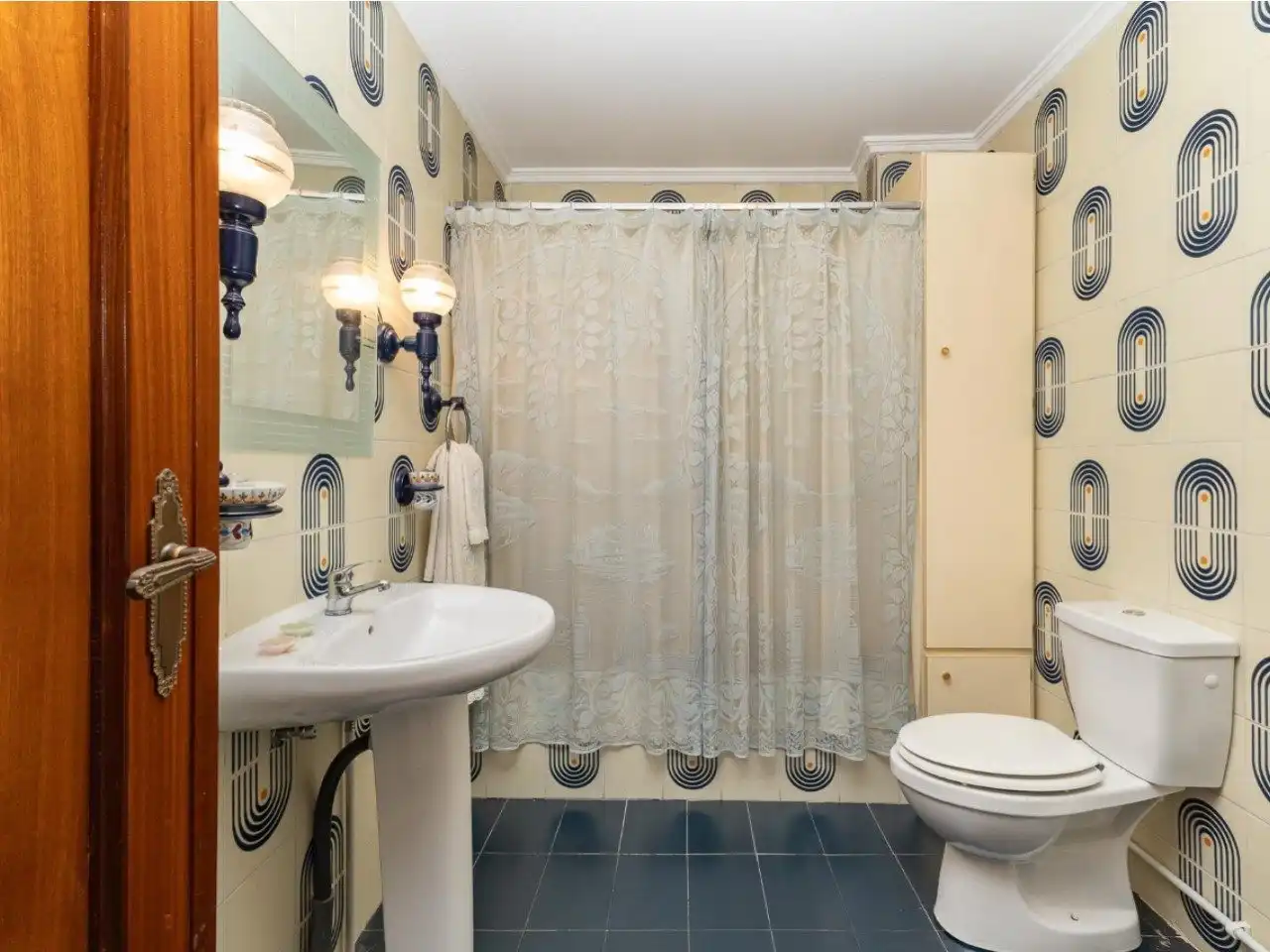 Bathroom of Houses for sale in Faura  with Heating, Private garden and Terrace