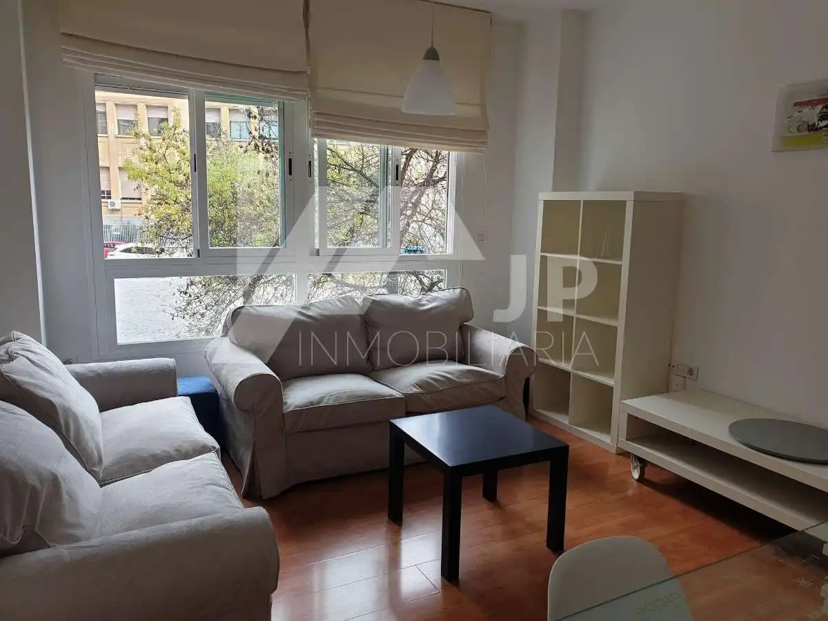 Apartamento de alquiler en Calle Don Emilio Durán Durán, Plaza de Toros