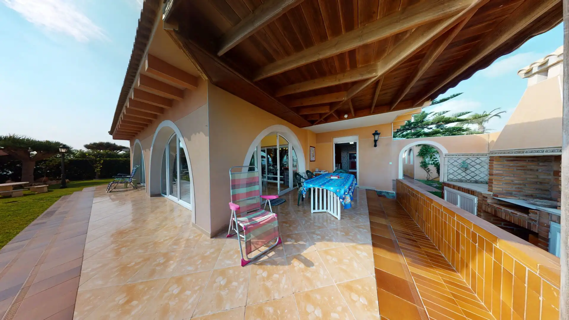 Terrassa de Casa o xalet en venda en Orihuela amb Jardí privat