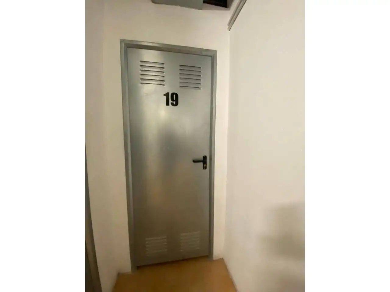 Habitación de Trastero en venta en Santa Coloma de Gramenet