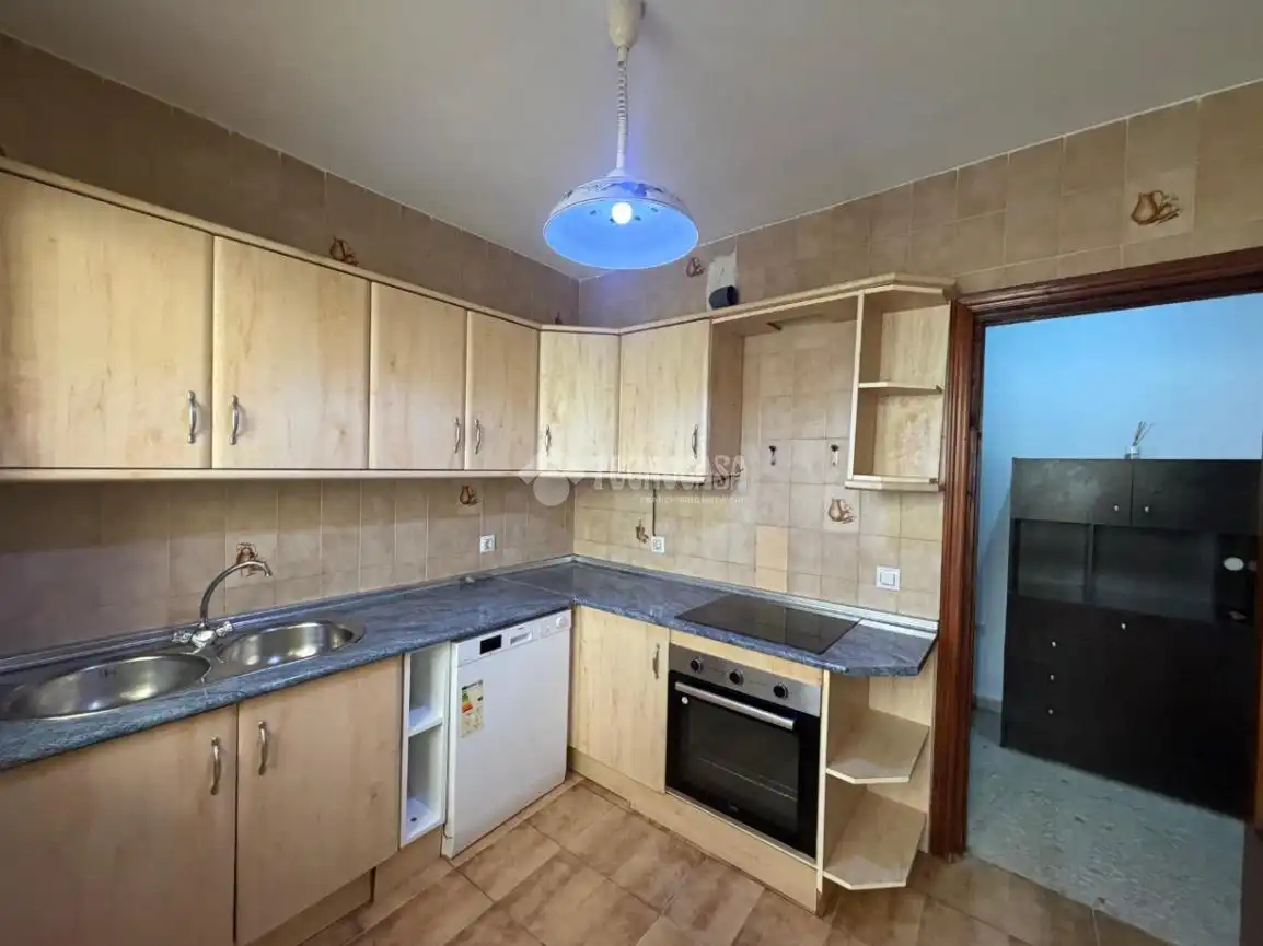 Küche von Wohnung zum Verkauf in Torreblascopedro mit Klimaanlage