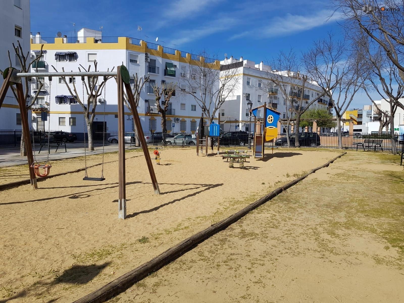 Vista exterior de Pis en venda en Écija amb Aire condicionat, Terrassa i Balcó