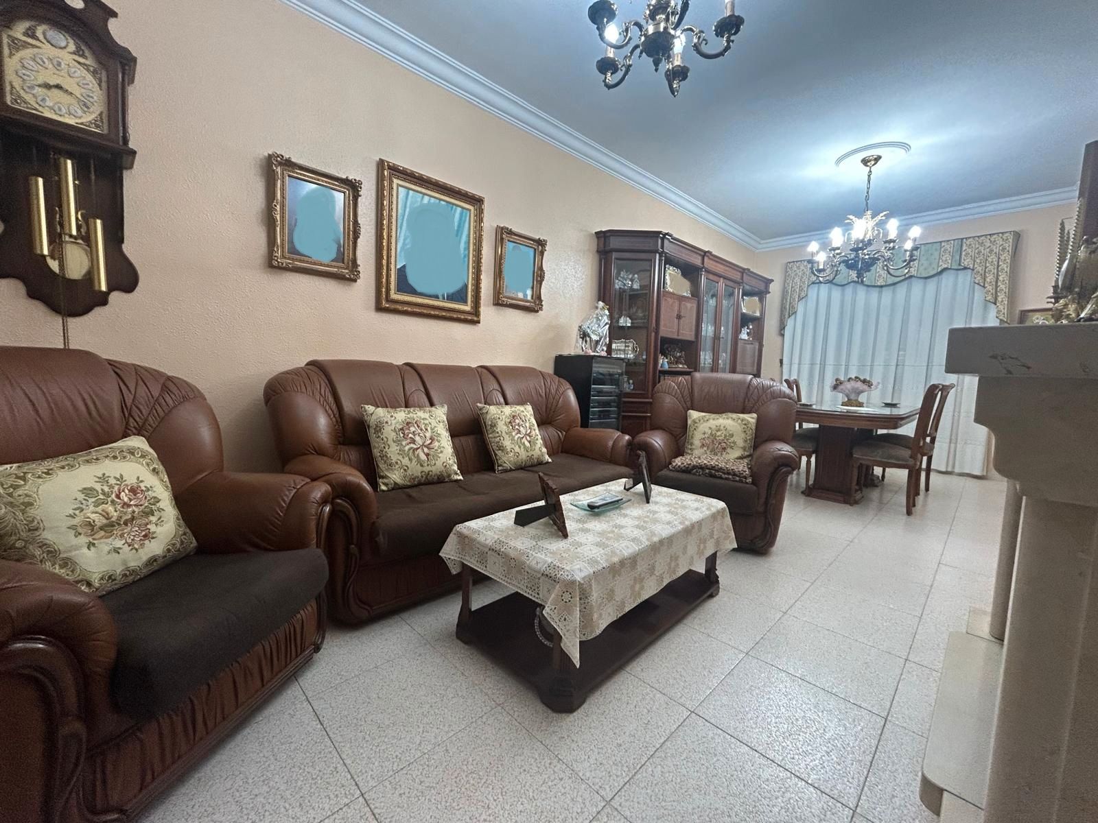 Sala d'estar de Casa adosada en venda en Catarroja amb Terrassa