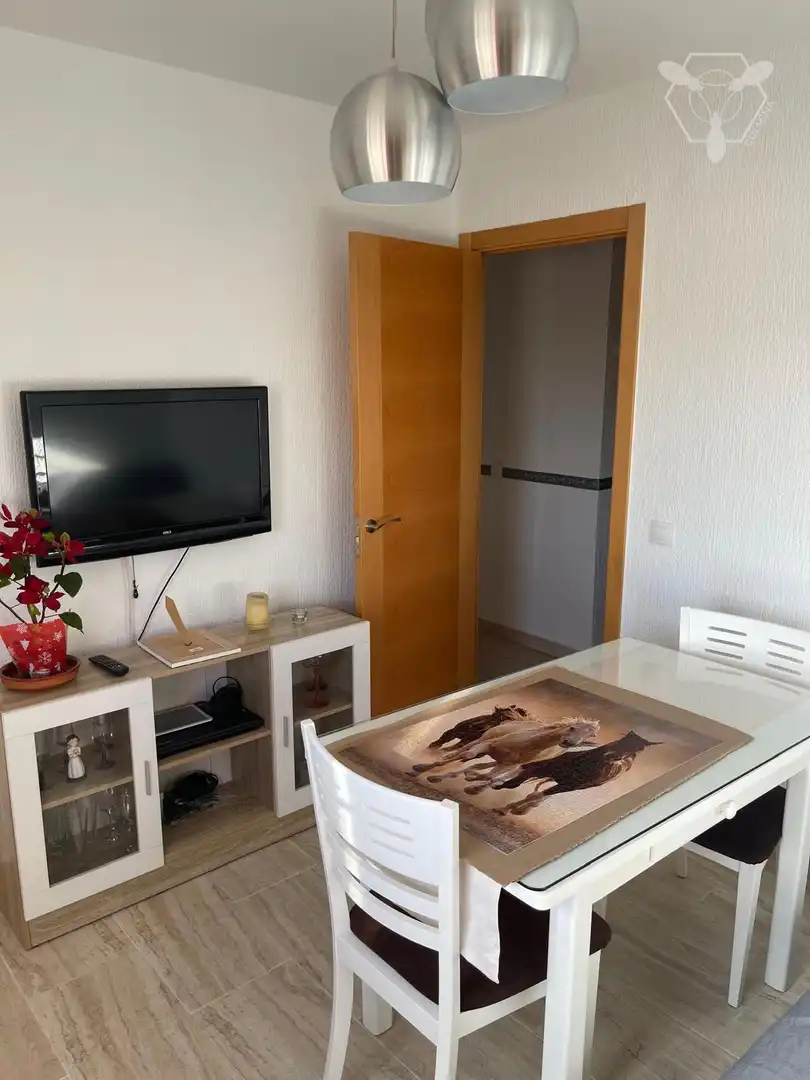 Dormitori de Pis en venda en Huelva amb Aire condicionat, Terrassa i Moblat