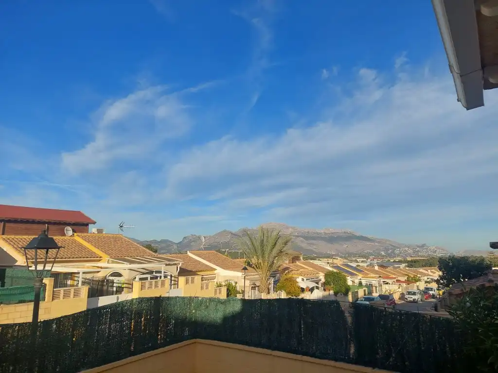 Vista exterior de Casa o xalet en venda en Benimantell amb Terrassa, Piscina i Forn