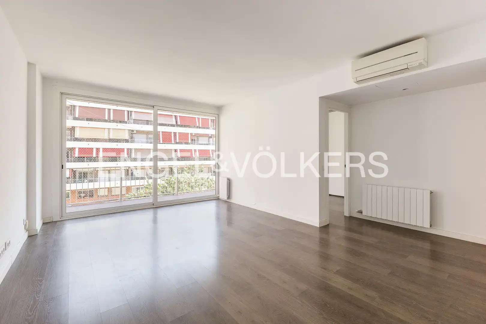 Sala de estar de Piso en venta en Barcelona con Aire acondicionado, Calefacción y Parquet