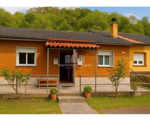 Exterior view of House or chalet for sale in Langreo  with Heating, Private garden and Terrace
