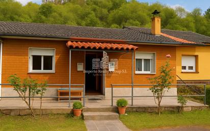 Exterior view of House or chalet for sale in Langreo  with Heating, Private garden and Terrace