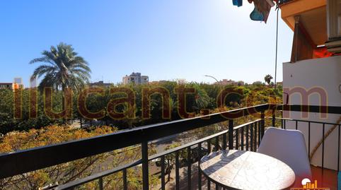 Foto 2 de Piso en venta en Cuatrocientas Viviendas, Alicante