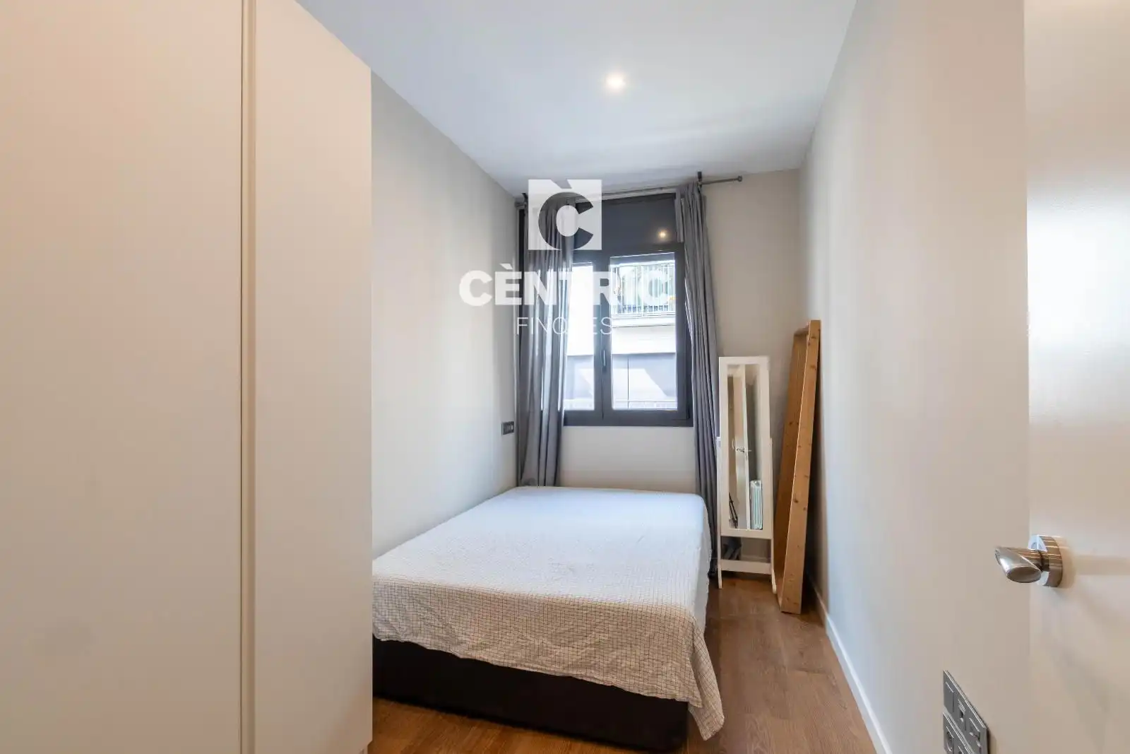 Habitación de Casa o chalet en venta en Terrassa con Aire acondicionado, Calefacción y Terraza