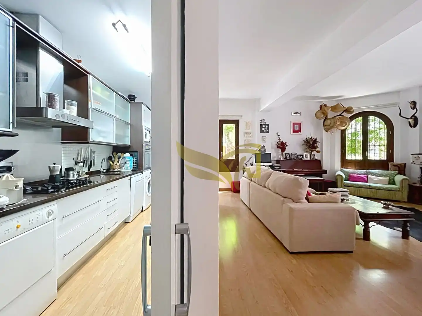 Kitchen of Flat for sale in Sevilla  with Air Conditioner, Heating and Storage room