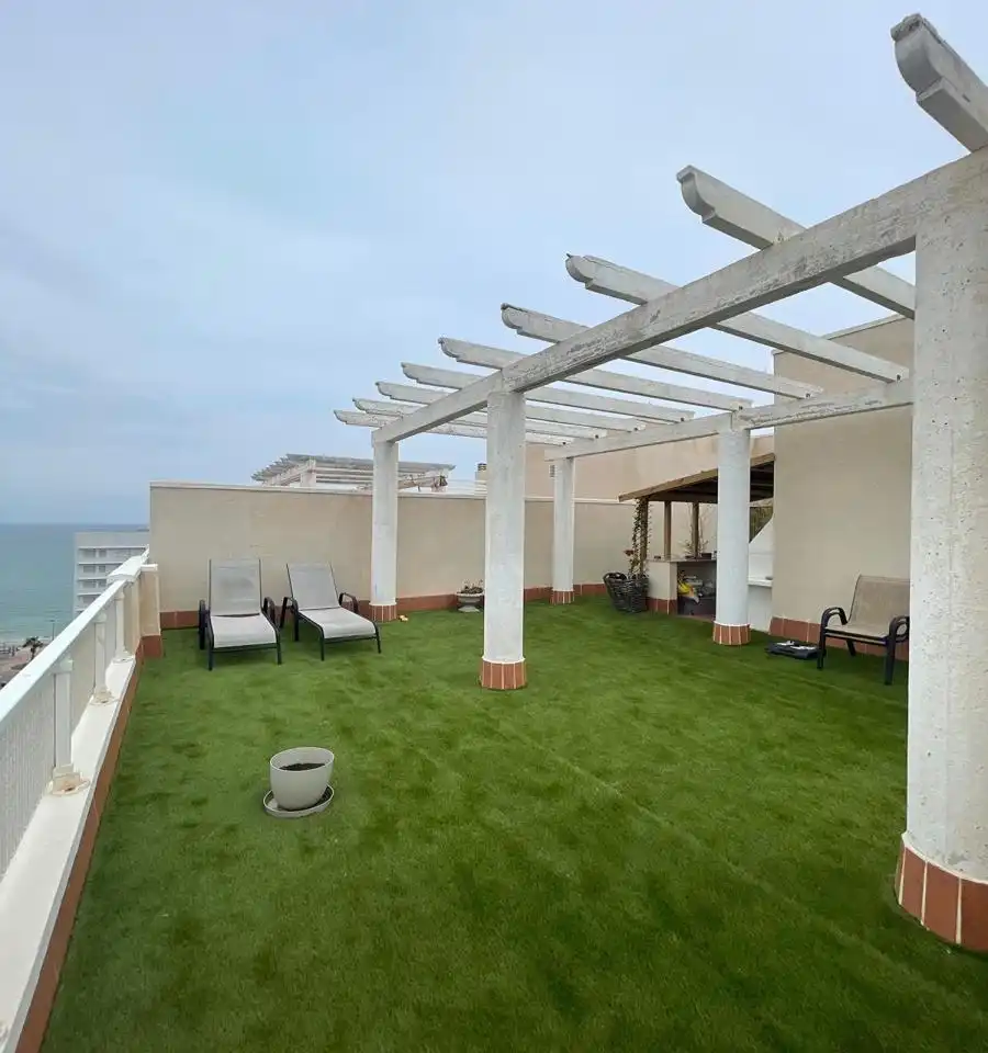 Terraza de Ático en venta en La Manga del Mar Menor con Aire acondicionado, Terraza y Piscina