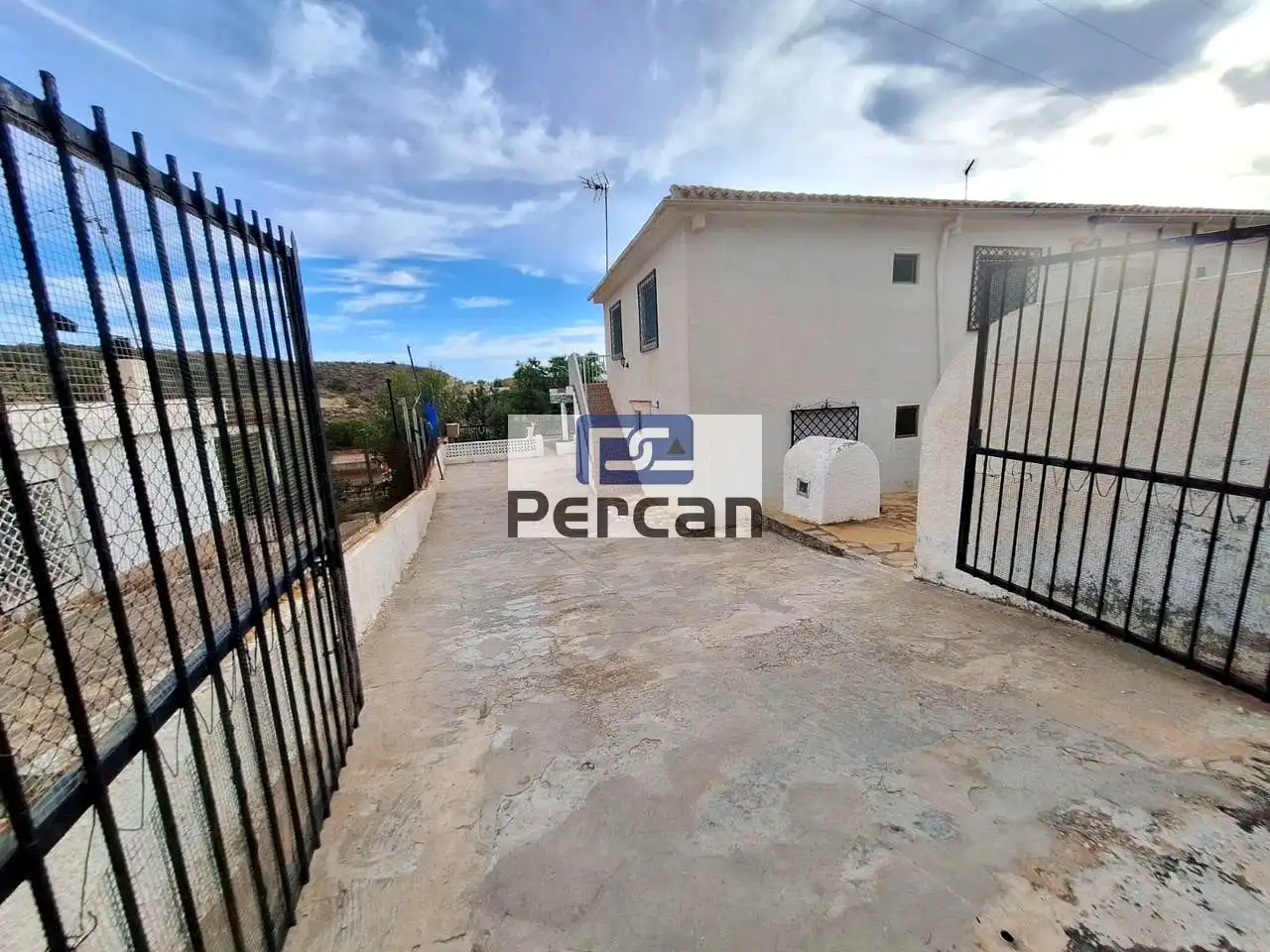 Exterior view of Houses for sale in El Campello  with Private garden and Terrace